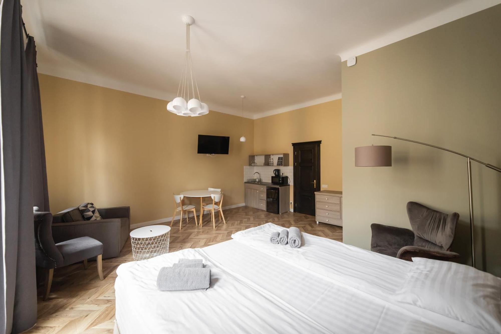 Apartments Justlvivit At The Rynok Square Kültér fotó